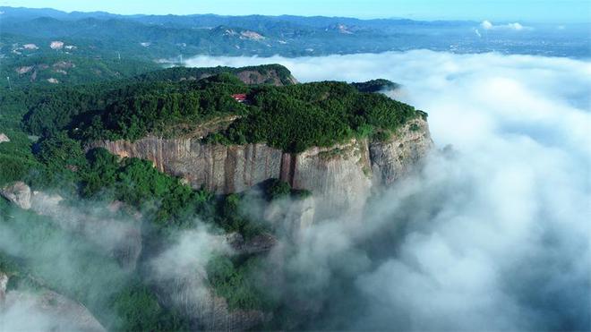江西會昌：丹霞雲海似仙境3